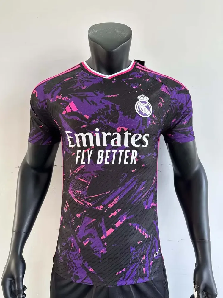 Camisa do Real Madrid 2023/2024 Versão Jogador Edição Clássica — main view
