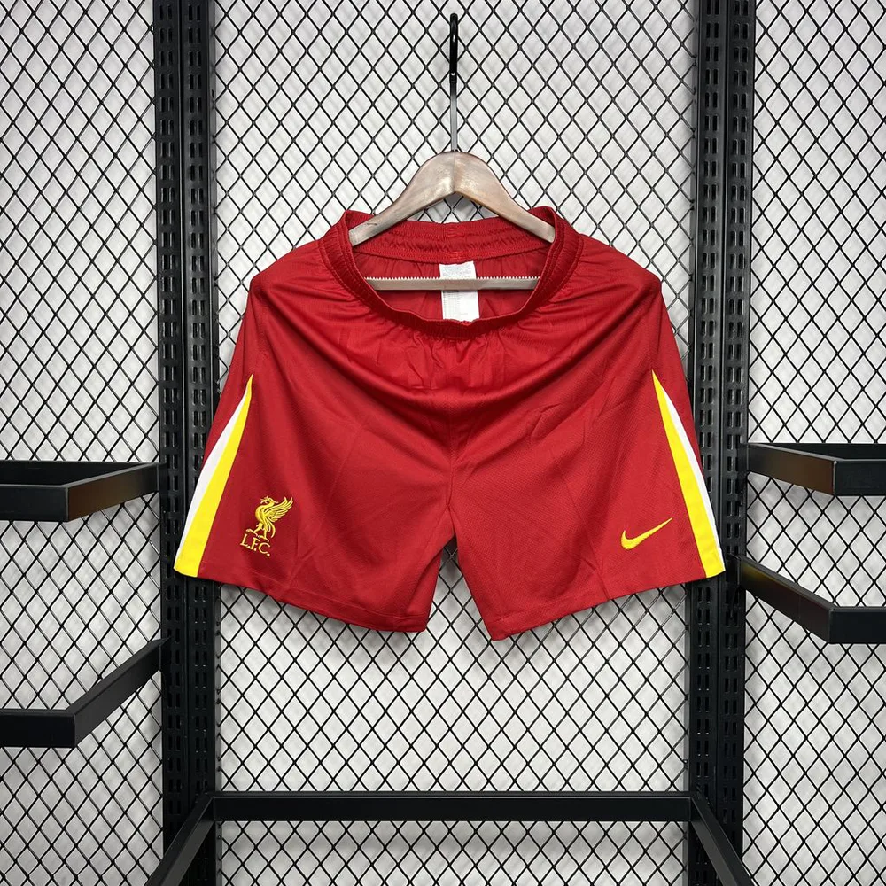 2024/2025 Liverpool Heim Shorts Thai-Qualität — main view