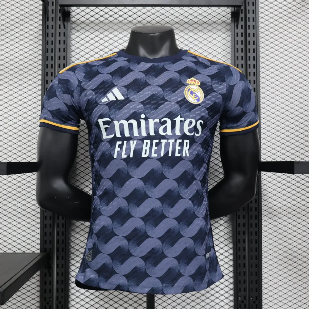 نسخة اللاعب ريال مدريد الخارجي 2023/2024 — main view