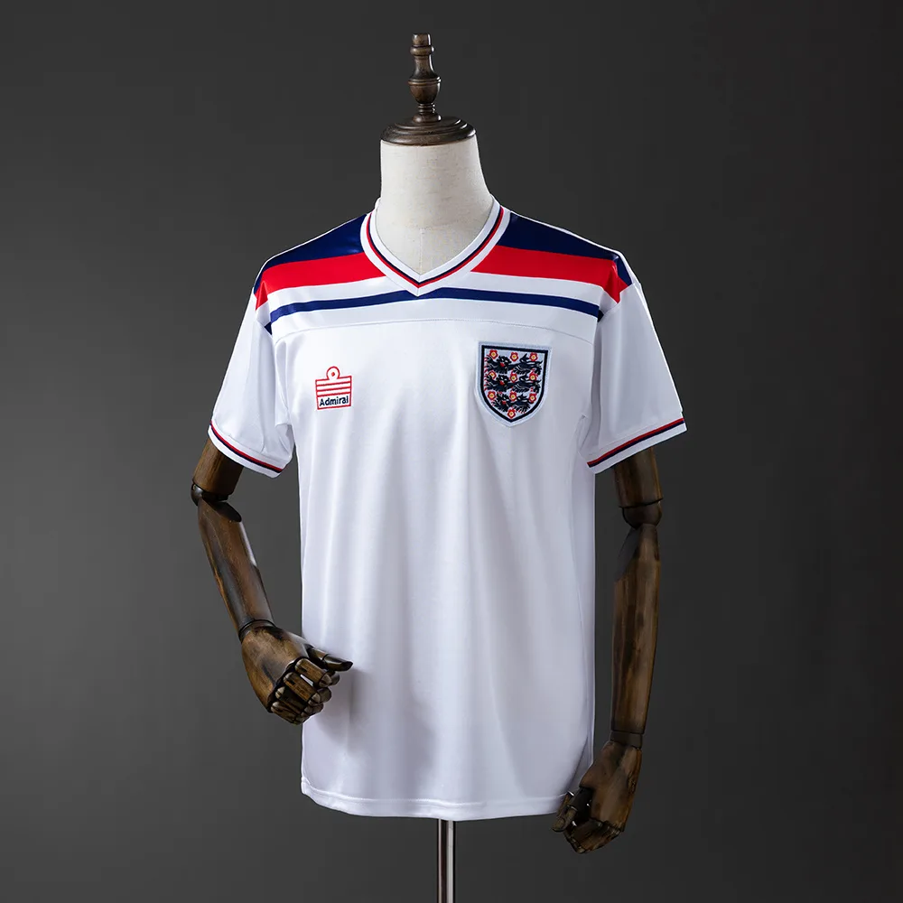 1982 レトロ イングランド ホーム サッカージャージ AAA ファングレード — main view