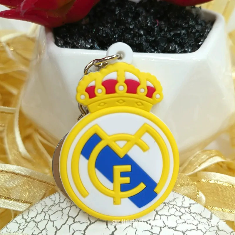 Llavero de PVC de fútbol de aficionado del Real Madrid (Edición Corona) — main view