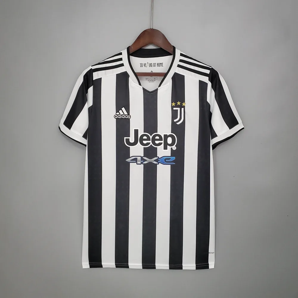 Juventus 2021/2022 Soccer Jersey AAA fan-grade Home — main view