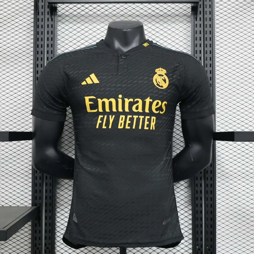 قميص ريال مدريد الإصدار الثالث خارج الأرض للاعبين لموسم 2023/2024 — main view