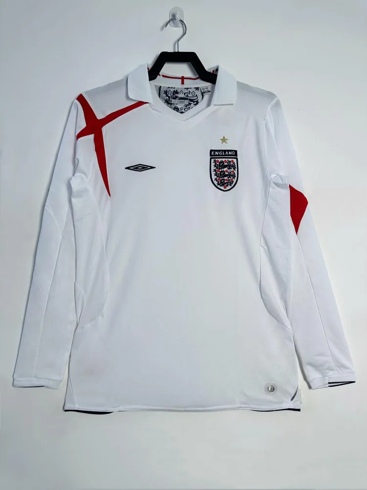 2006 Retro Long Sleeve England Home Soccer Jersey AAA fan-grade — main view