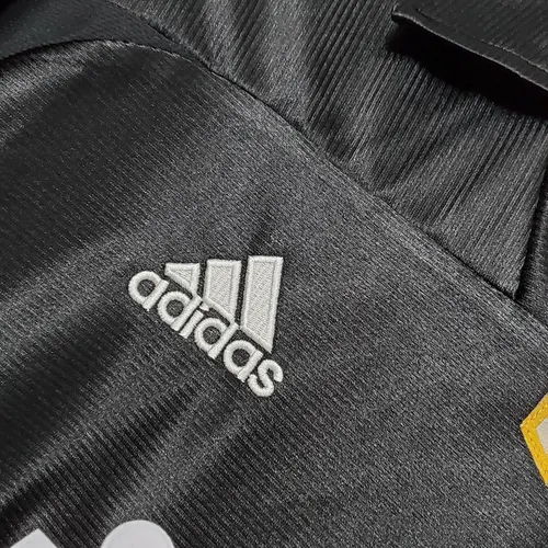 1999/2001 Retro Real Madrid Away — view 4