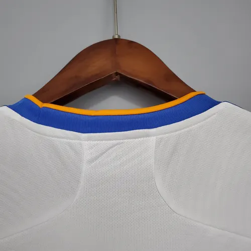 2021/2022 Real Madrid Football Shirt Home — view 7