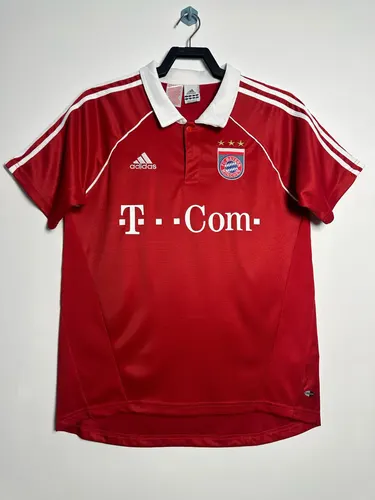 Camisa de Futebol Retro 2005-2006 Bayern Munich Casa Qualidade Tailandesa