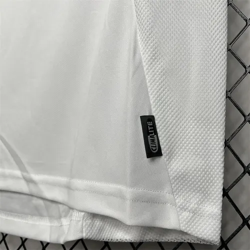 2002 Retro Germany Home Soccer Jersey AAA fan-grade — view 8