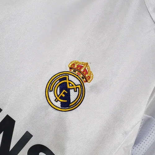 2004/2005 Retro Real Madrid Home — view 5