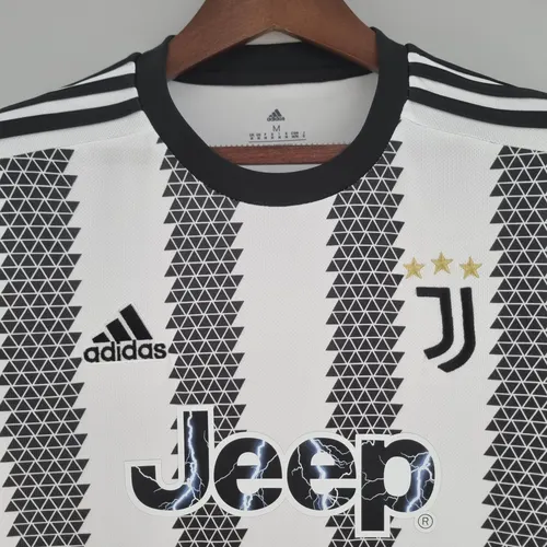 2022/2023 Juventus Home Soccer Jersey AAA fan-grade — view 3