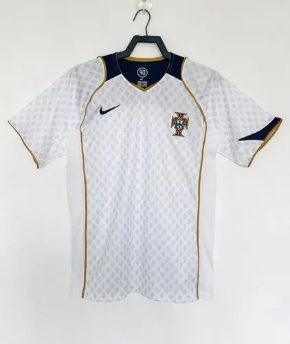 2004 Retro Portugal Away Football Shirt AAA fan-grade