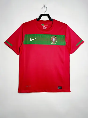 2010 Retro Portugal Home Football Shirt AAA fan-grade — view 1