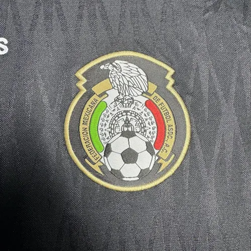 2010 Retro Mexico Away Soccer Jersey AAA fan-grade — view 6