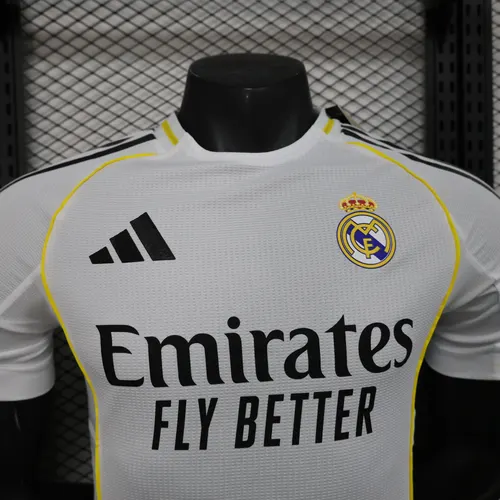 2025/2026 Player Version Real Madrid Home Football Jersey AAA fan-grade — view 3
