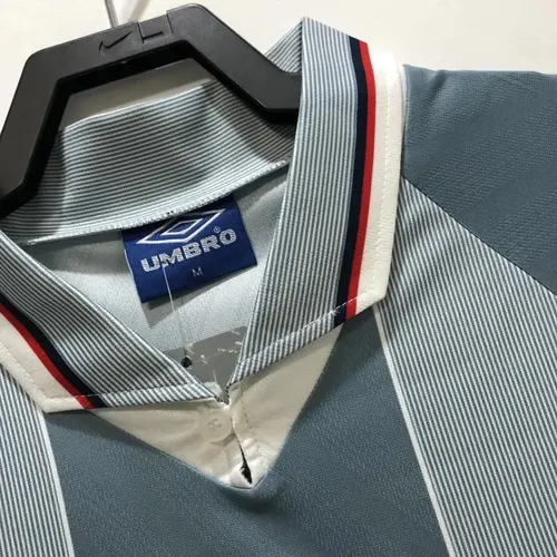 1996 Retro England Away Soccer Jersey AAA fan-grade — view 3