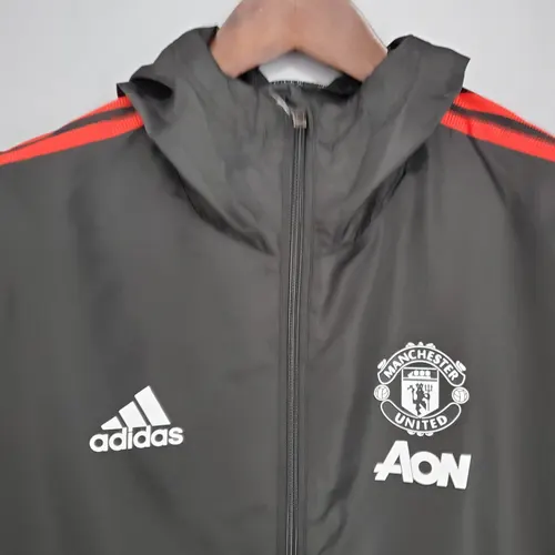 2021/2022 Manchester United Jersey Windbreaker Black — view 2