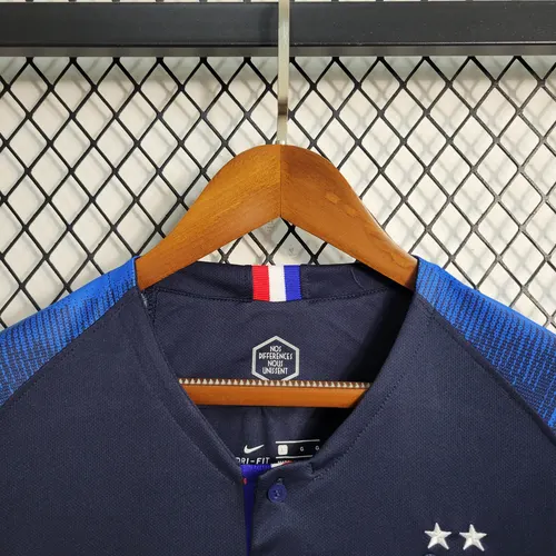 2018 Retro France Home Football Shirt AAA fan-grade — view 7