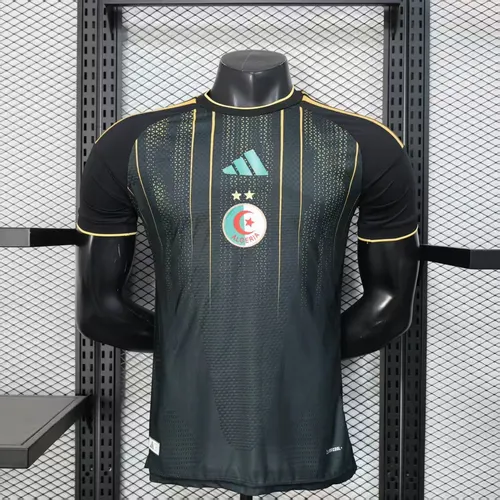 Camiseta de Fútbol de la Selección de Argelia 2026 Edición Especial Negro y Oro Versión de Jugador AAA para aficionados