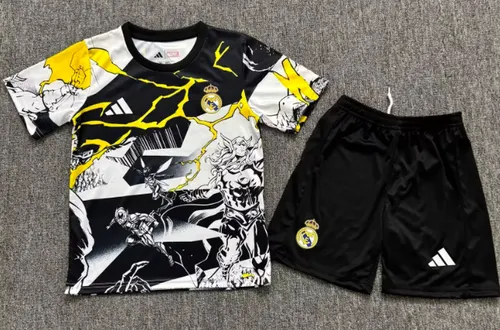 2025/2026 Real Madrid Kollaboration mit Marvel Fußballtrikot AAA fan-gradät Kindergröße
