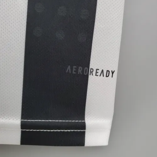 Juventus 2021/2022 Soccer Jersey AAA fan-grade Home — view 9