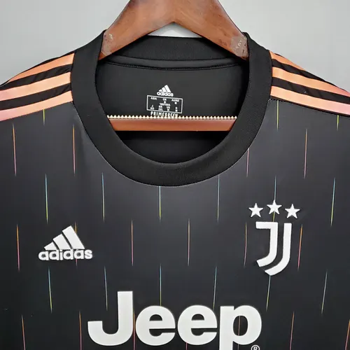 Juventus 2021/2022 jersey AAA fan-grade away — view 3