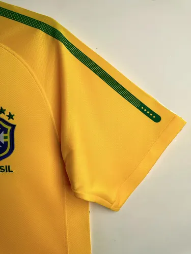 2010 Retro Brazil Home Soccer Jersey AAA fan-grade — view 7