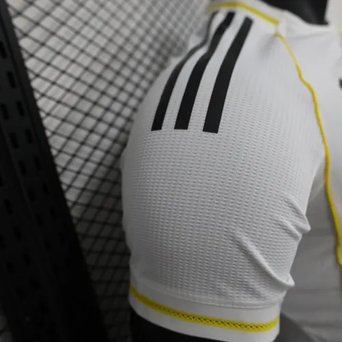 2025/2026 Player Version Real Madrid Home Football Jersey AAA fan-grade — view 6
