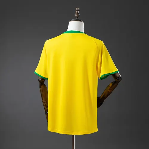 2020 Retro Brazil Home Football Shirt AAA fan-grade — view 2