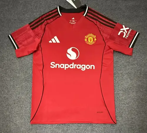 2025/2026 Manchester United ホーム フットボールジャージ タイ品質