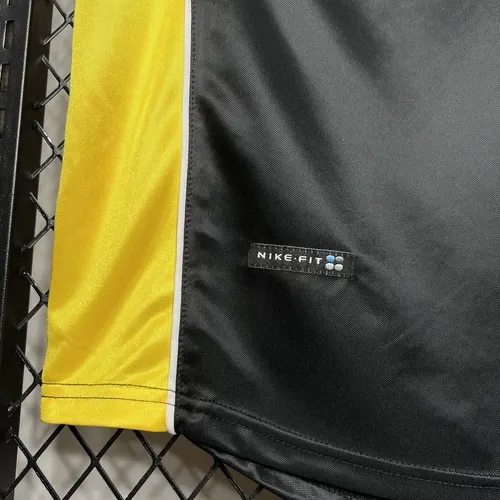 1998/2000 Retro Dortmund Home Football Shirt — view 6