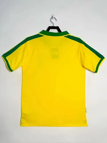 1997 Retro Brazil Soccer Jersey Home AAA fan-grade — view 2