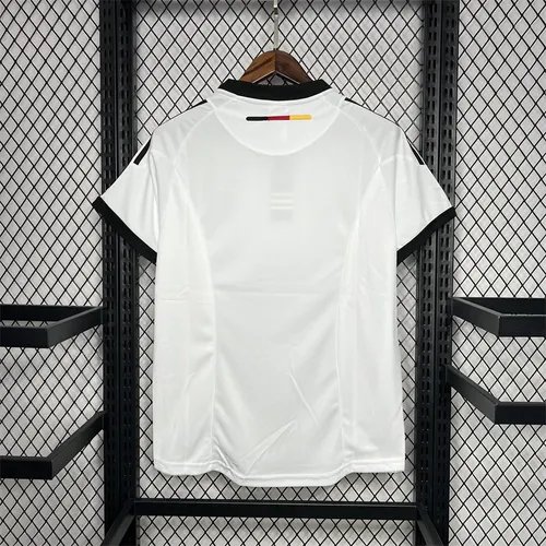 2002 Retro Germany Home Soccer Jersey AAA fan-grade — view 2