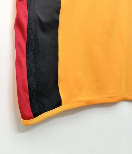 2005-2006 Retro Roma Home Soccer Jersey AAA fan-grade — view 10