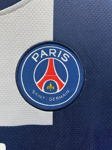 2013/2014 Retro Psg Paris Saint-Germain Home Football Shirt AAA fan-grade — view 5