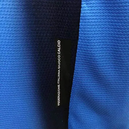 2006 Retro Italy Home Soccer Shirt AAA fan-grade — view 8