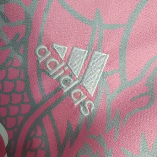 2023/2024 Real Madrid Chinese Dragon Pink Football Shirt AAA fan-grade — view 5