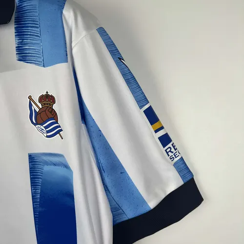 2023/2024 Real Sociedad Home Football Shirt — view 7