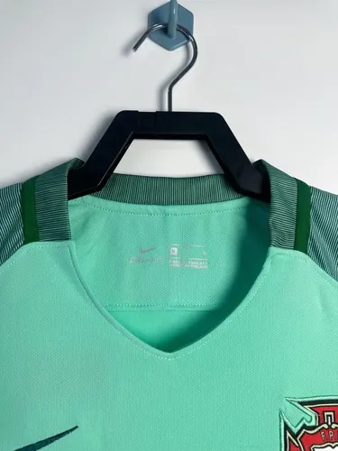 2016 Retro Portugal Away Football Shirt AAA fan-grade — view 3