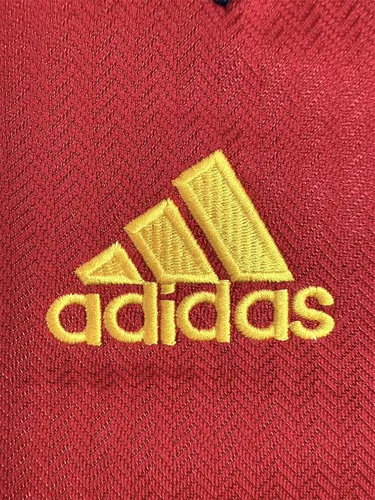 1998 Retro Spain Home Soccer Shirt AAA fan-grade — view 5