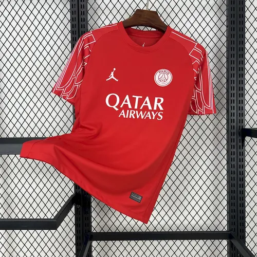 2025/2026 Paris Saint-Germain red goalkeeper Football Jersey AAA fan-grade