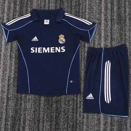 2005-2006 Retro Real Madrid Away Football Shirt AAA fan-grade Kids Size