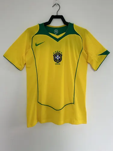 2004 Retro Brazil Home Soccer Jersey AAA fan-grade — view 1