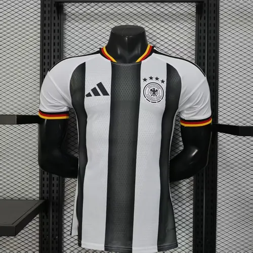 2026 プレイヤーバージョン ドイツ 白黒特別版 サッカージャージ