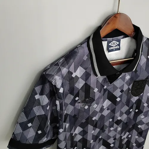 1990 Retro England Away Soccer Jersey AAA fan-grade — view 6