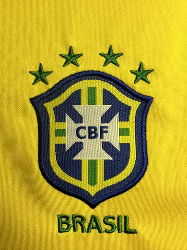 1997 Retro Brazil Soccer Jersey Home AAA fan-grade — view 6