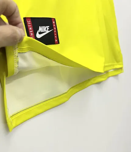 1995/1996 Retro Dortmund Home Football Shirt — view 9