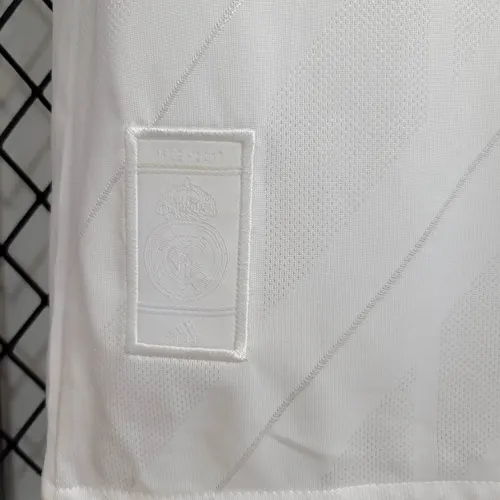 2017/2018 Retro Long Sleeve Real Madrid Home — view 8