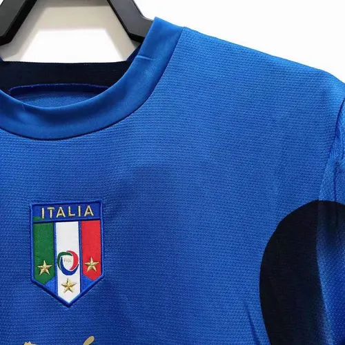 2006 Retro Italy Home Soccer Shirt AAA fan-grade — view 6