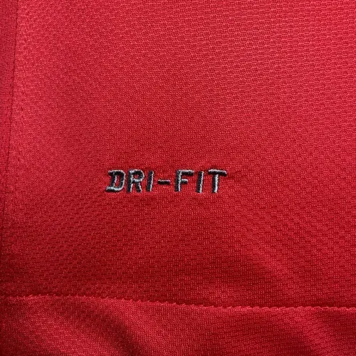 2010 Retro Portugal Home Football Shirt AAA fan-grade — view 9