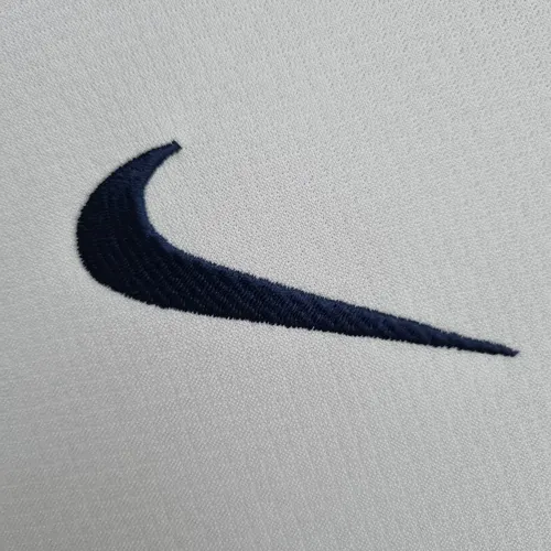 2022/2023 Tottenham Football Shirt Home — view 4